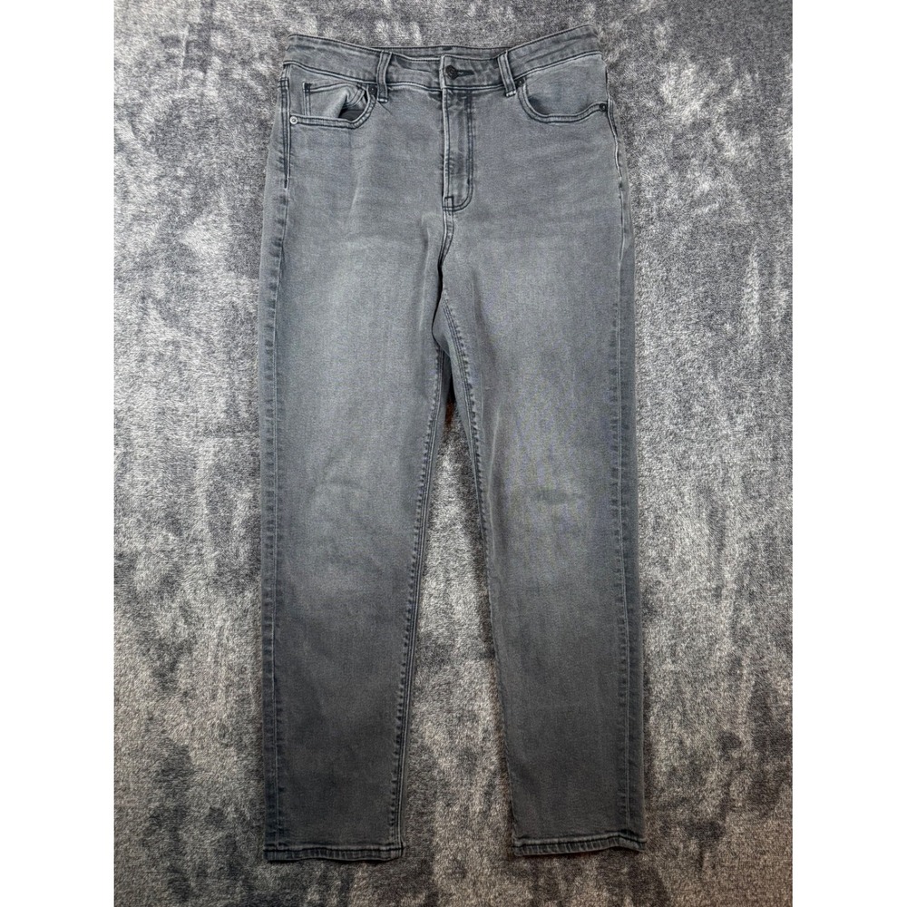 American Eagle Mom Jean Gray High Waisted Stretch Denim Size 8 Regular